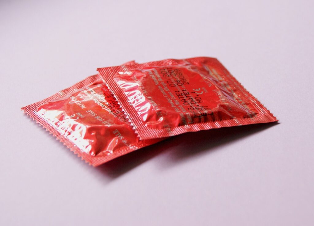 red condoms, contraception, contraceptives-849407.jpg